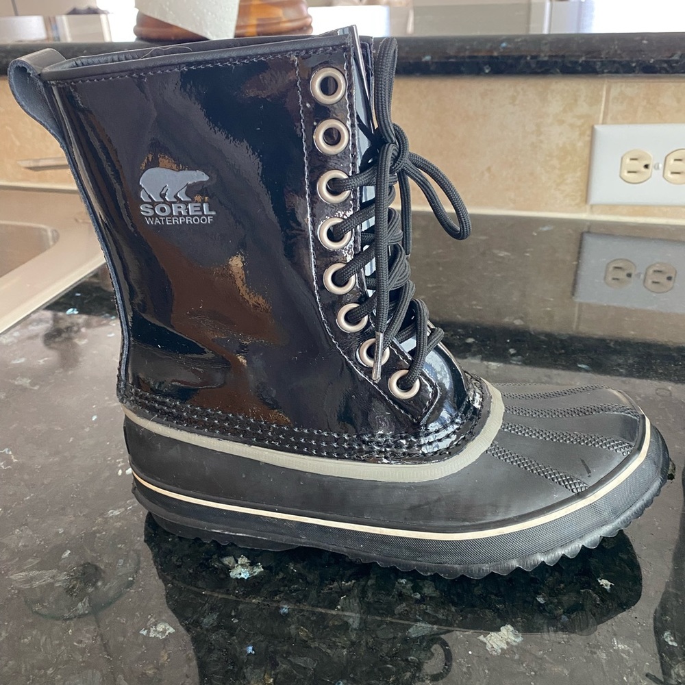 Womens Sorel waterproof winter boot